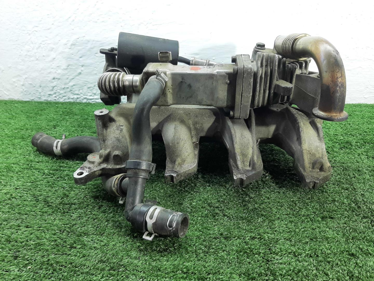 Коллектор впускной