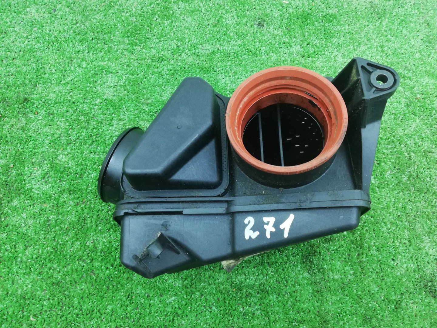 Резонатор воздушного фильтра