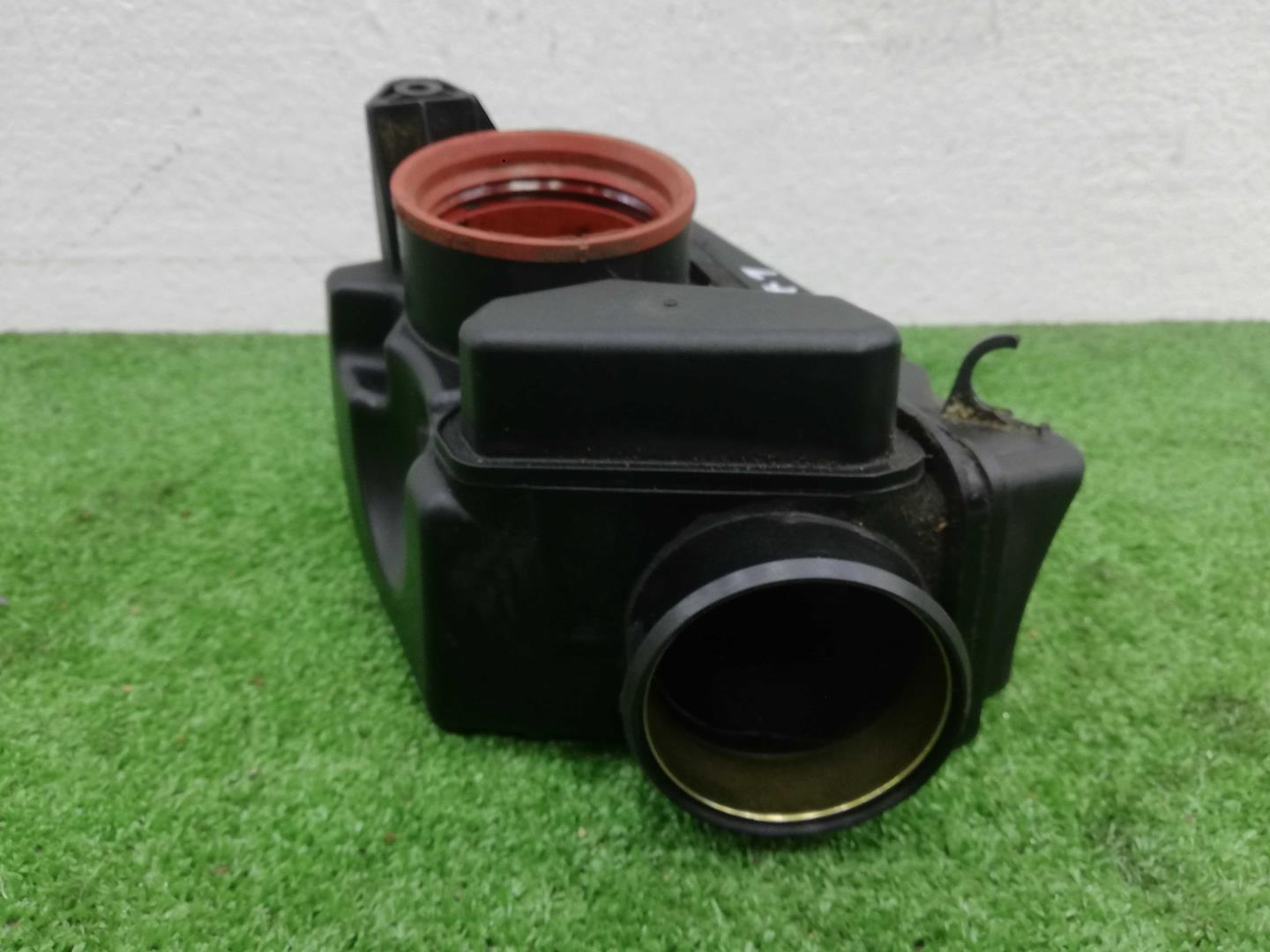 Резонатор воздушного фильтра