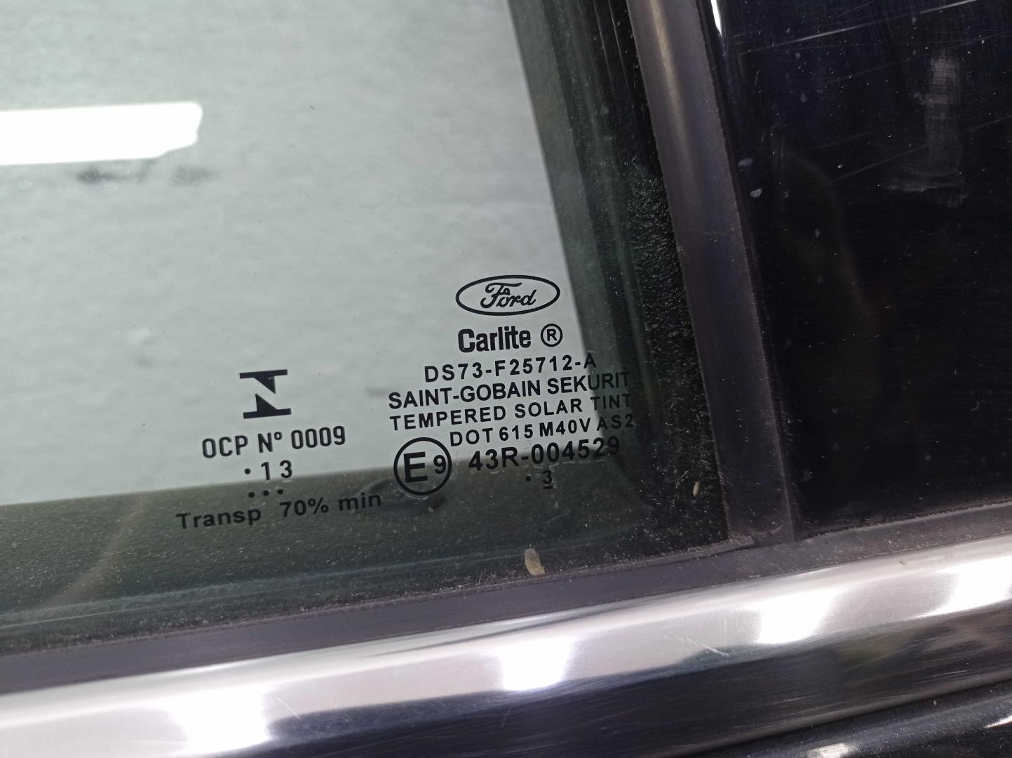 Замок двери задней правой