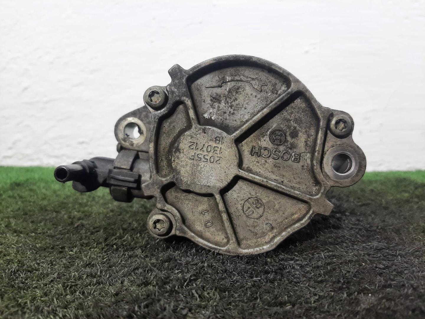 Насос вакуумный