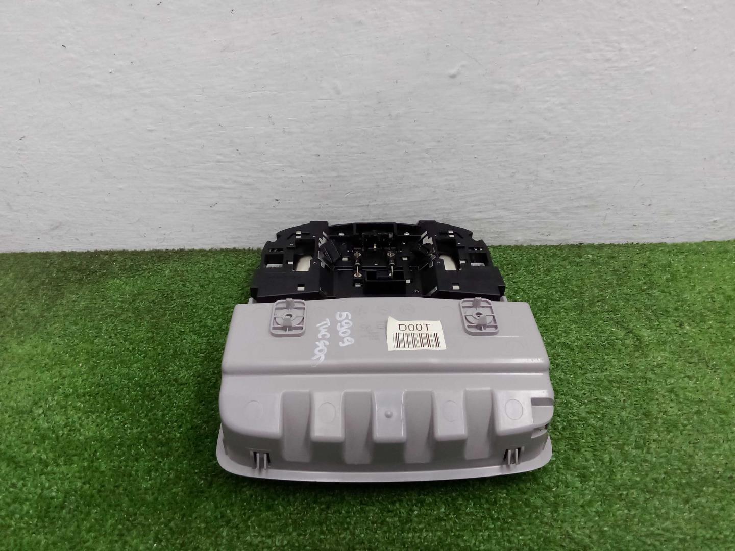 Плафон салонный