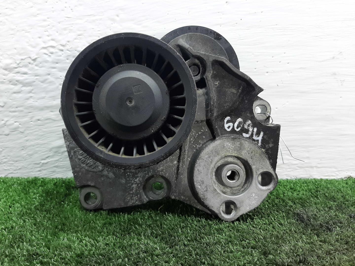 Натяжитель ремня