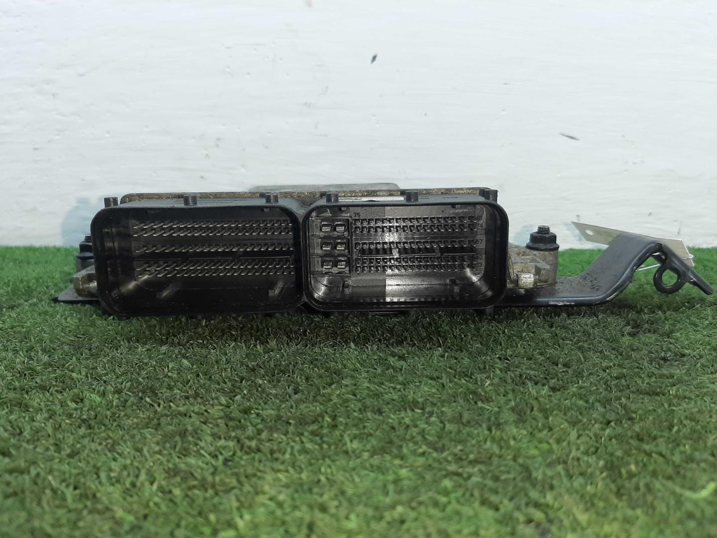 Блок управления двигателем