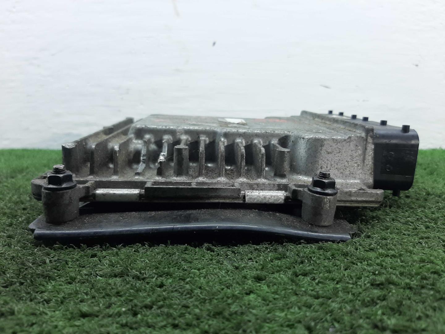 Блок управления двигателем