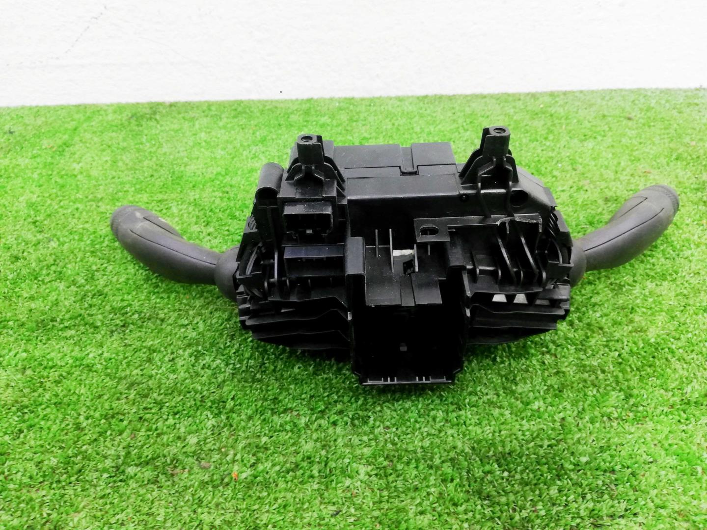 Переключатель подрулевой