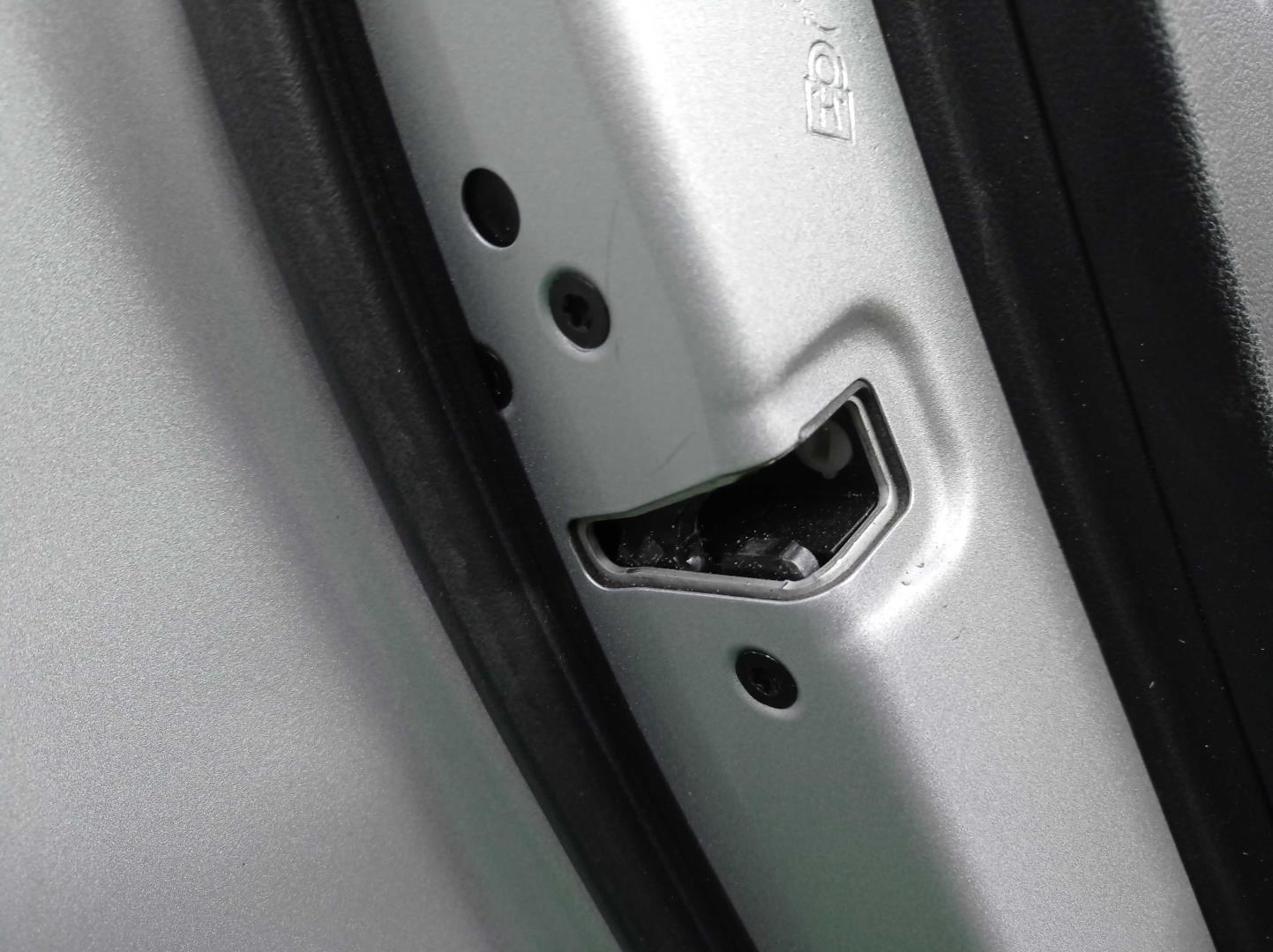 Стеклоподъемник электр. задний левый