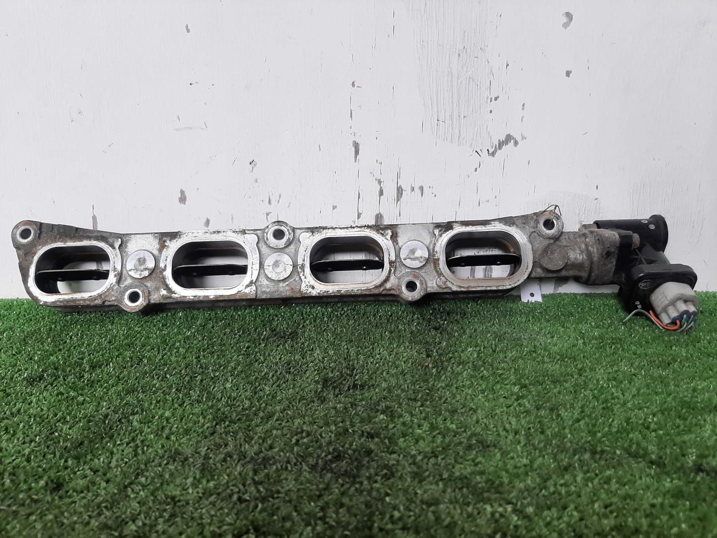 Коллектор впускной