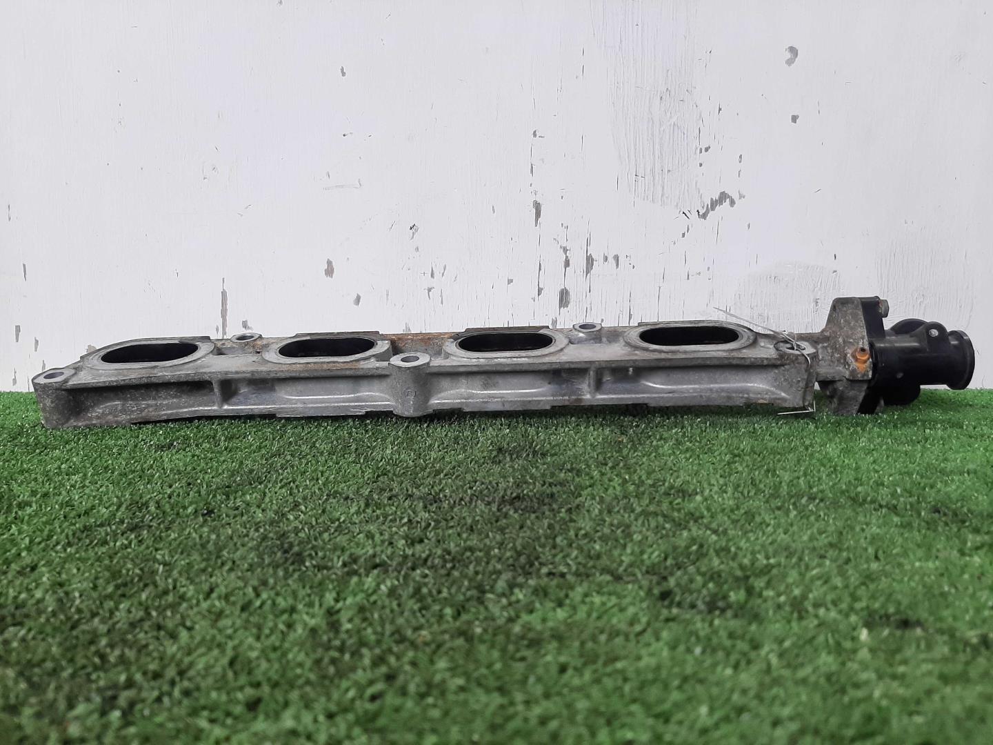 Коллектор впускной