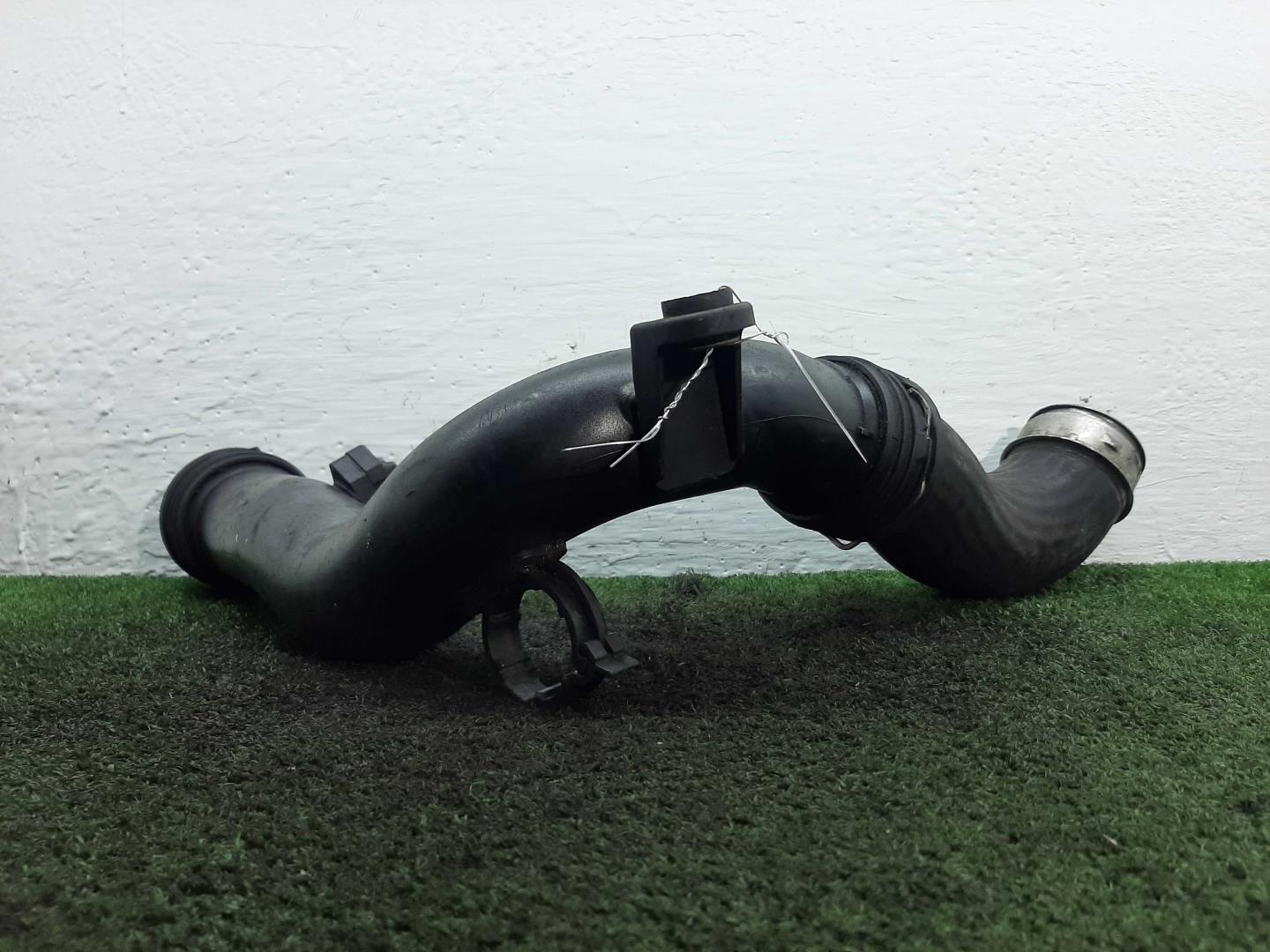 Патрубок интеркулера