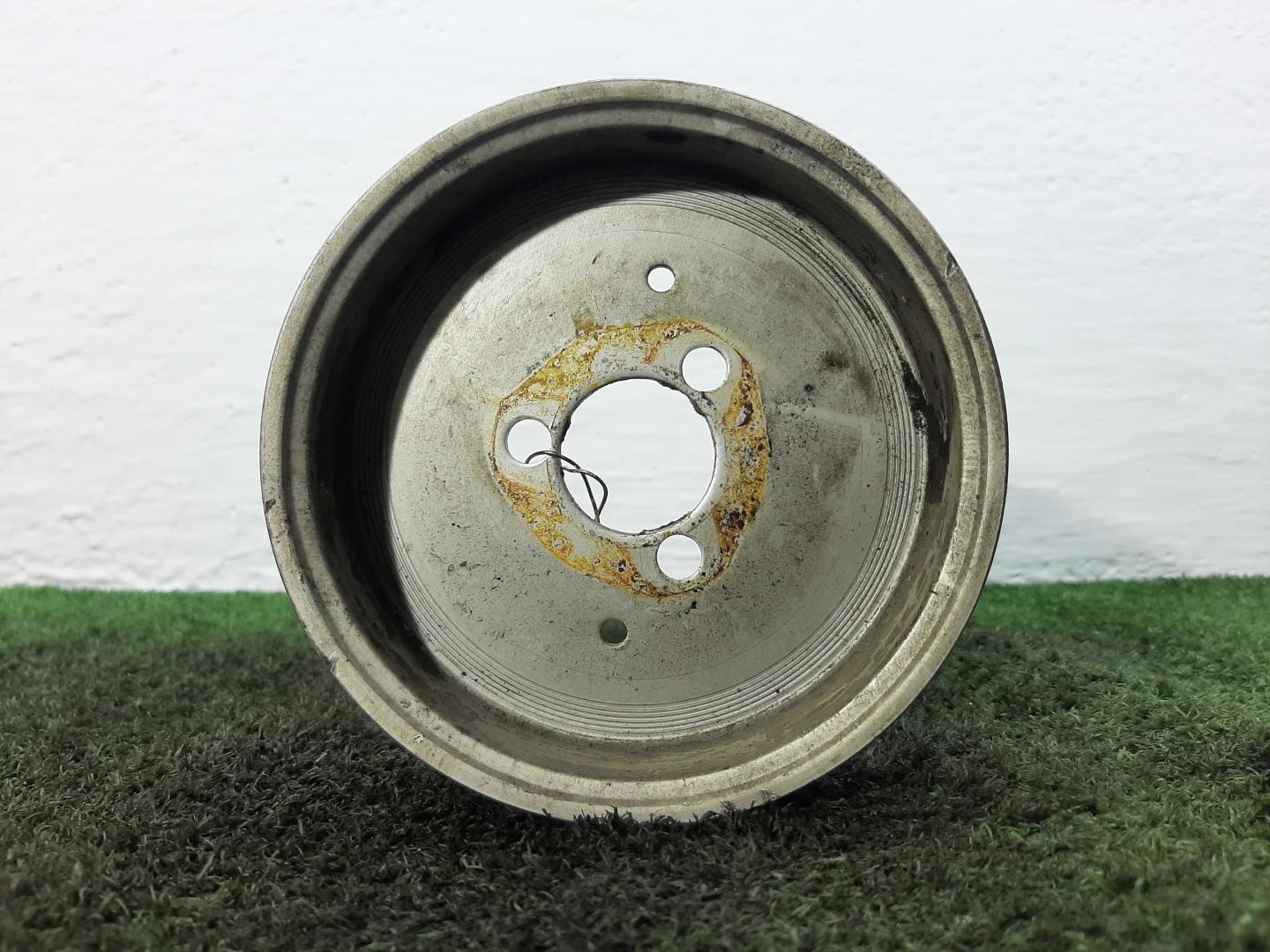 Шкив водяного насоса (помпы)