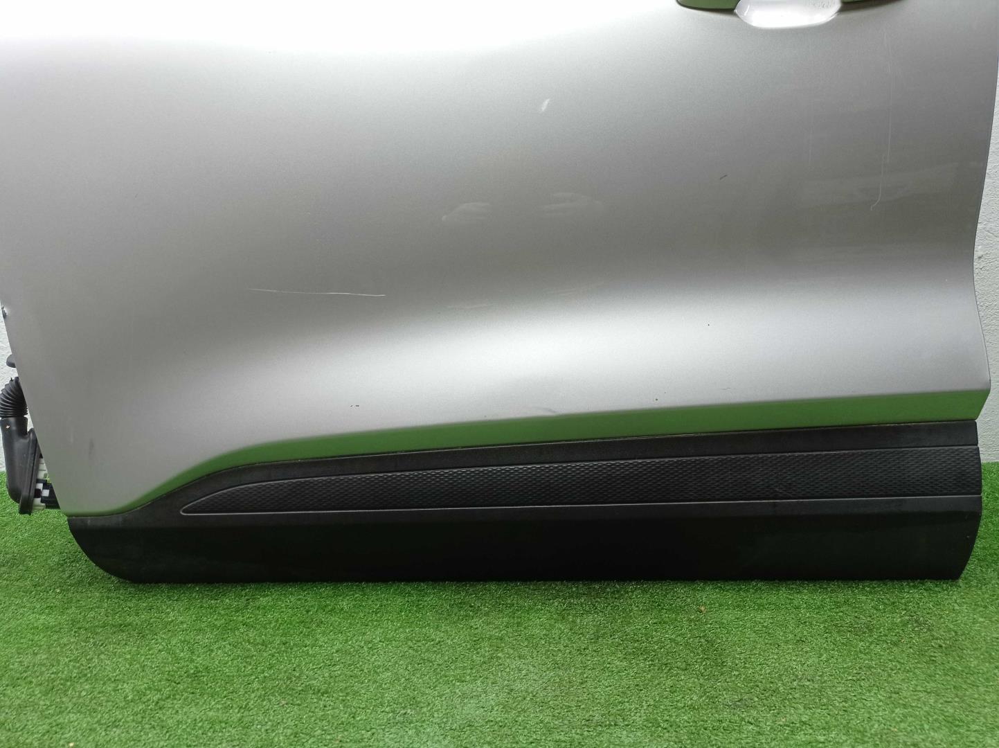 Ручка двери передней наружная левая