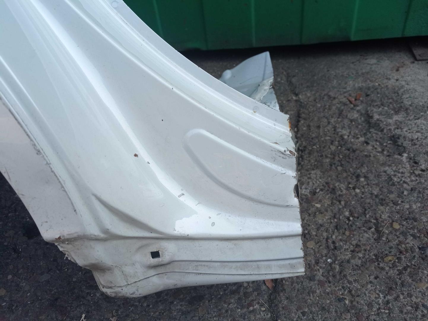 Крыло заднее правое