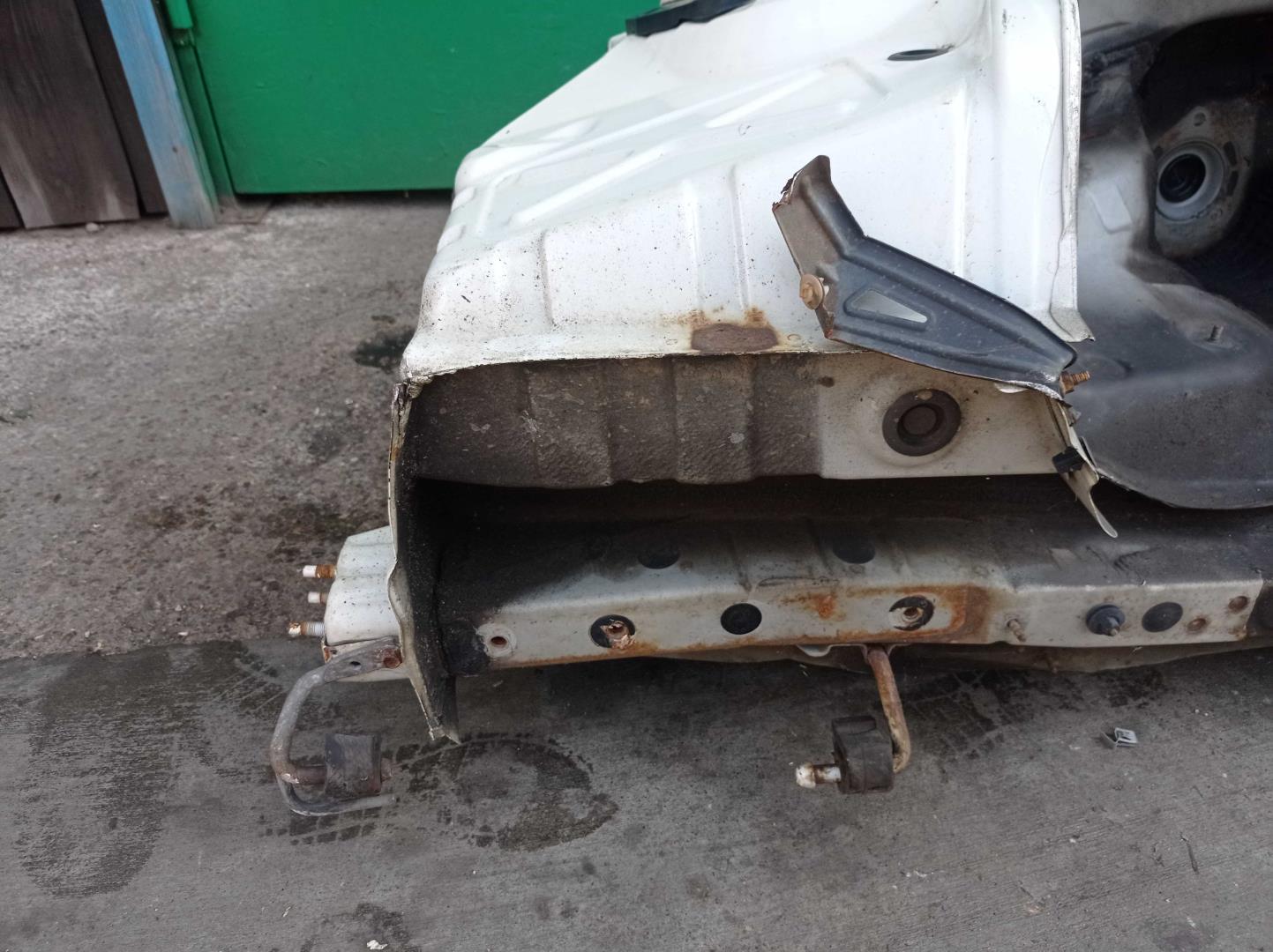 Крыло заднее правое