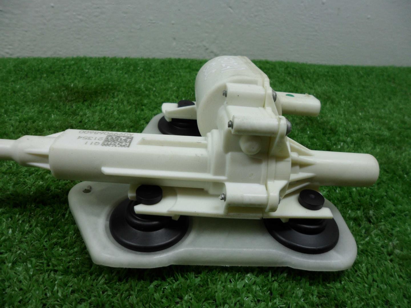 Активатор замка багажника