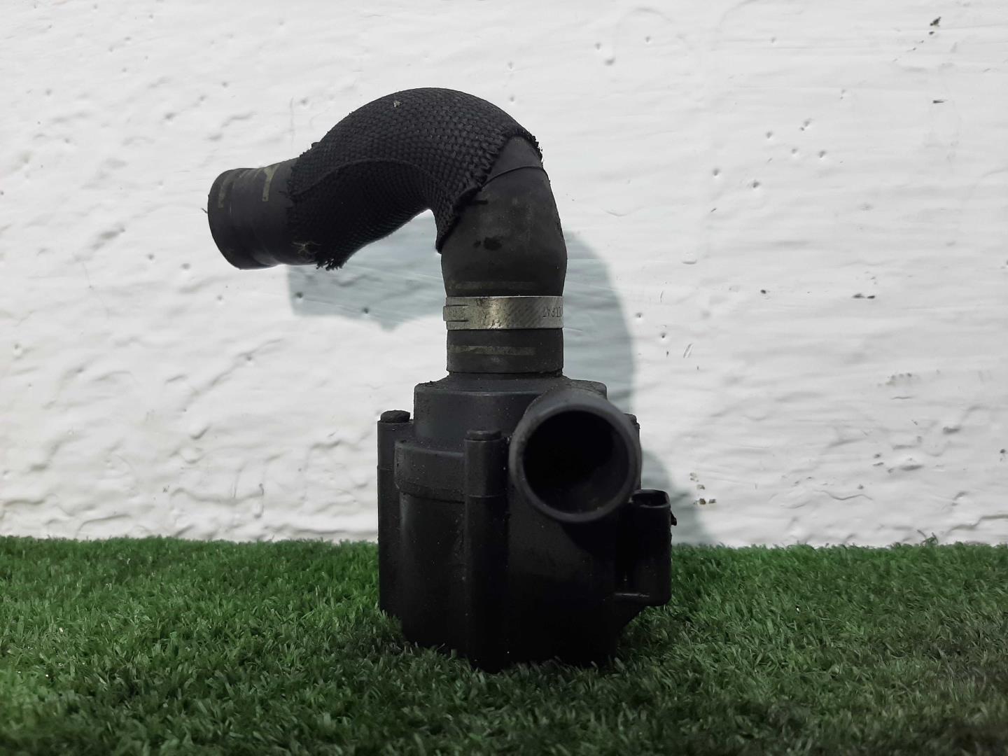 Насос электрический (доп.помпа)