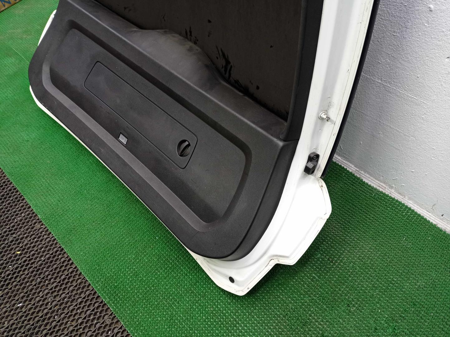 Крышка багажника