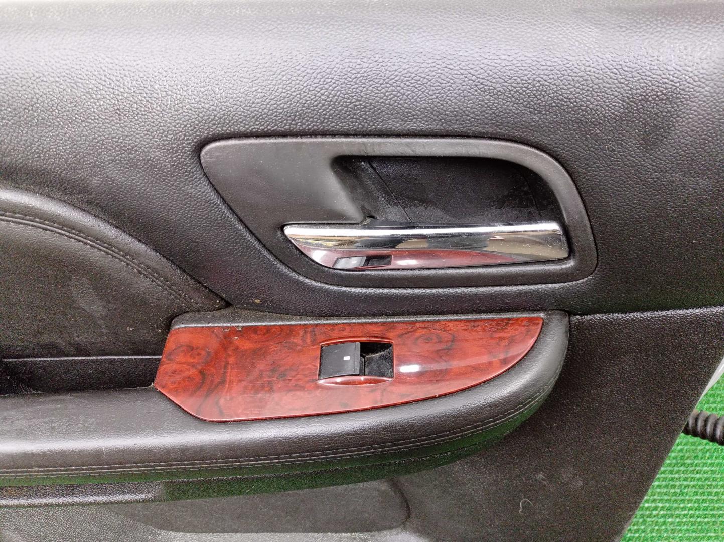 Дверь задняя левая