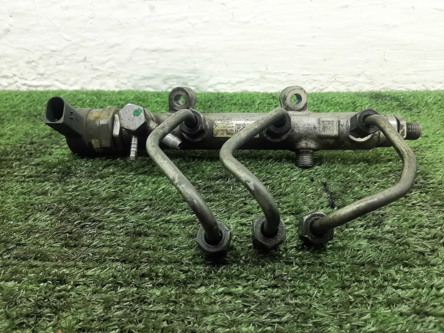 Рейка топливная (рампа)