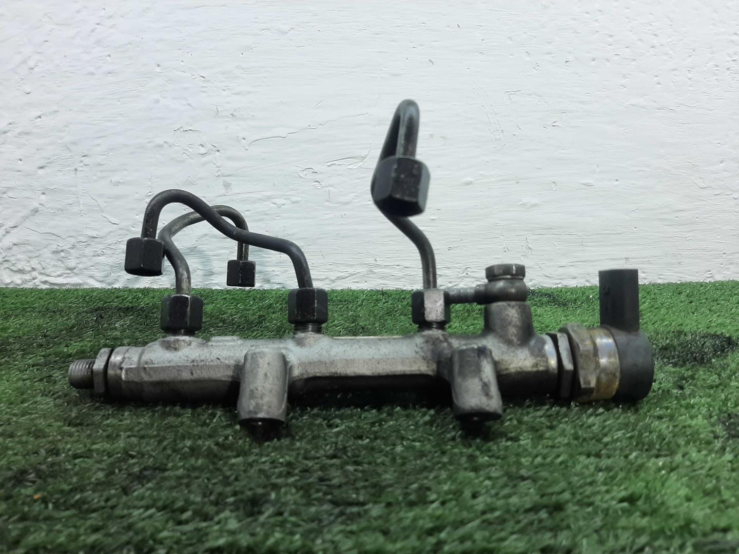 Рейка топливная (рампа)