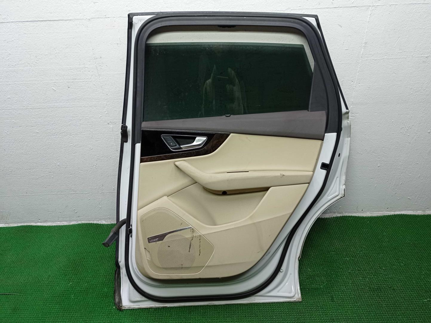 Ручка двери задней наружная правая