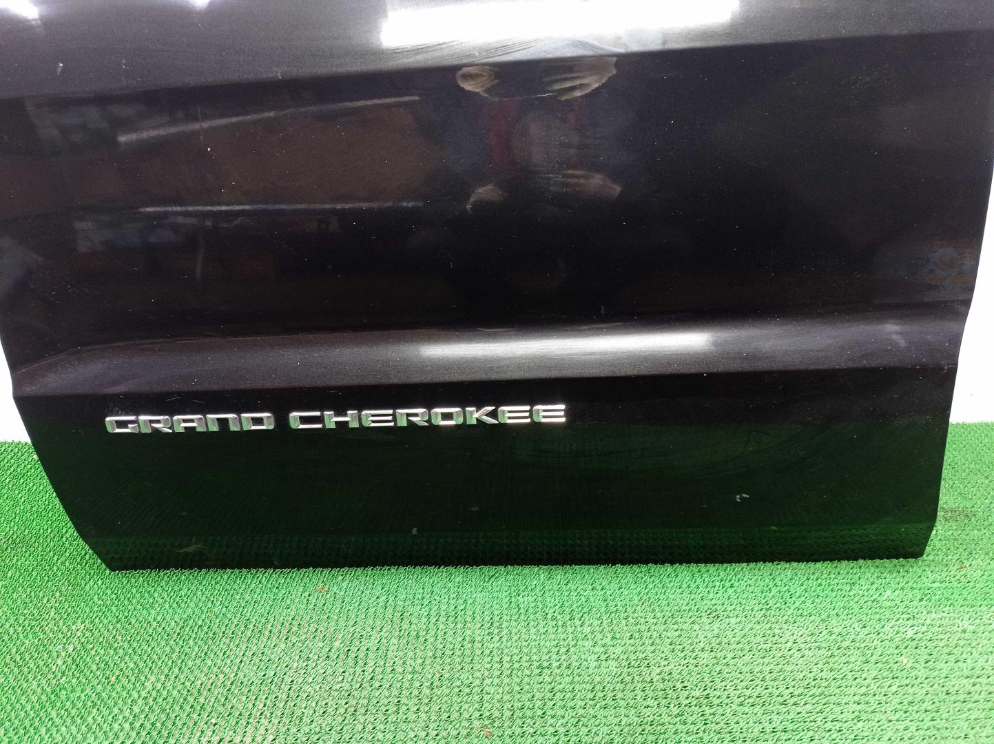 Замок двери передней левой