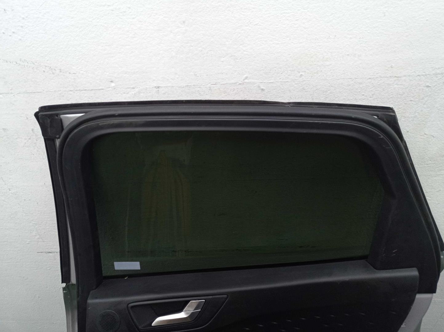 Стеклоподъемник электр. задний правый