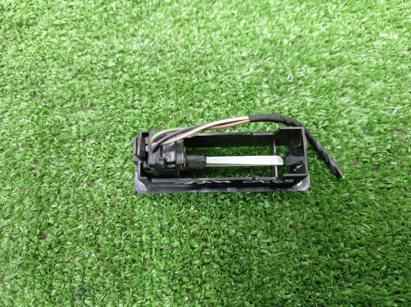 Плафон салонный