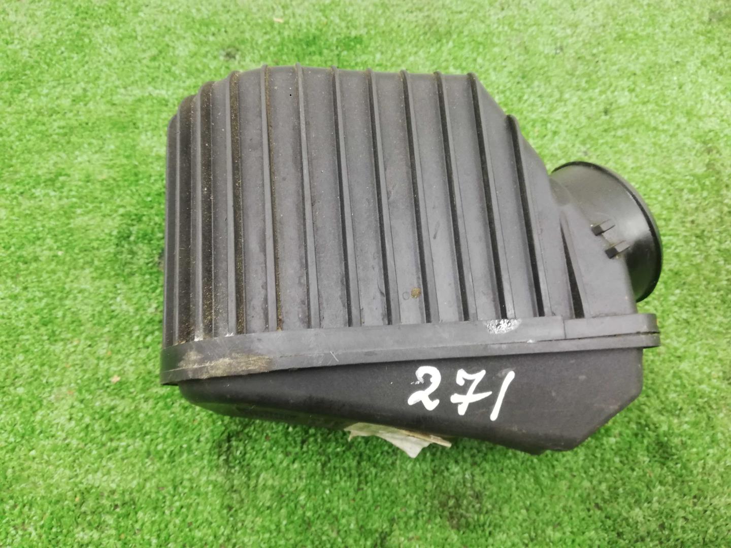 Резонатор воздушного фильтра