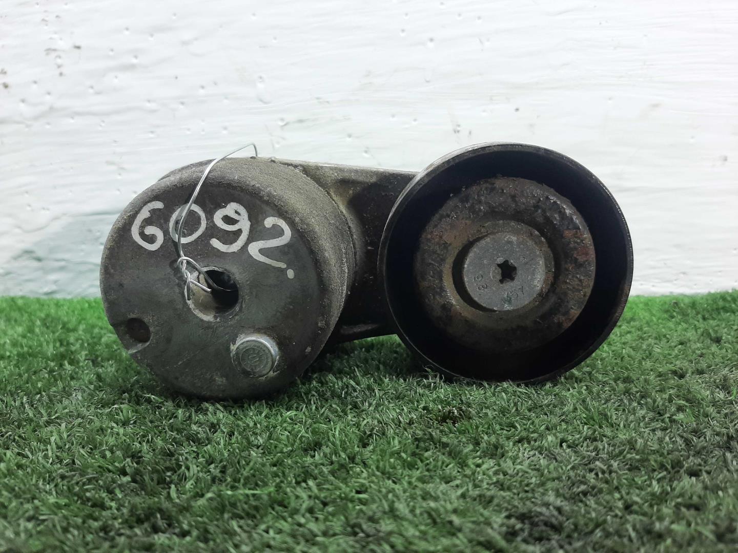 Натяжитель ремня