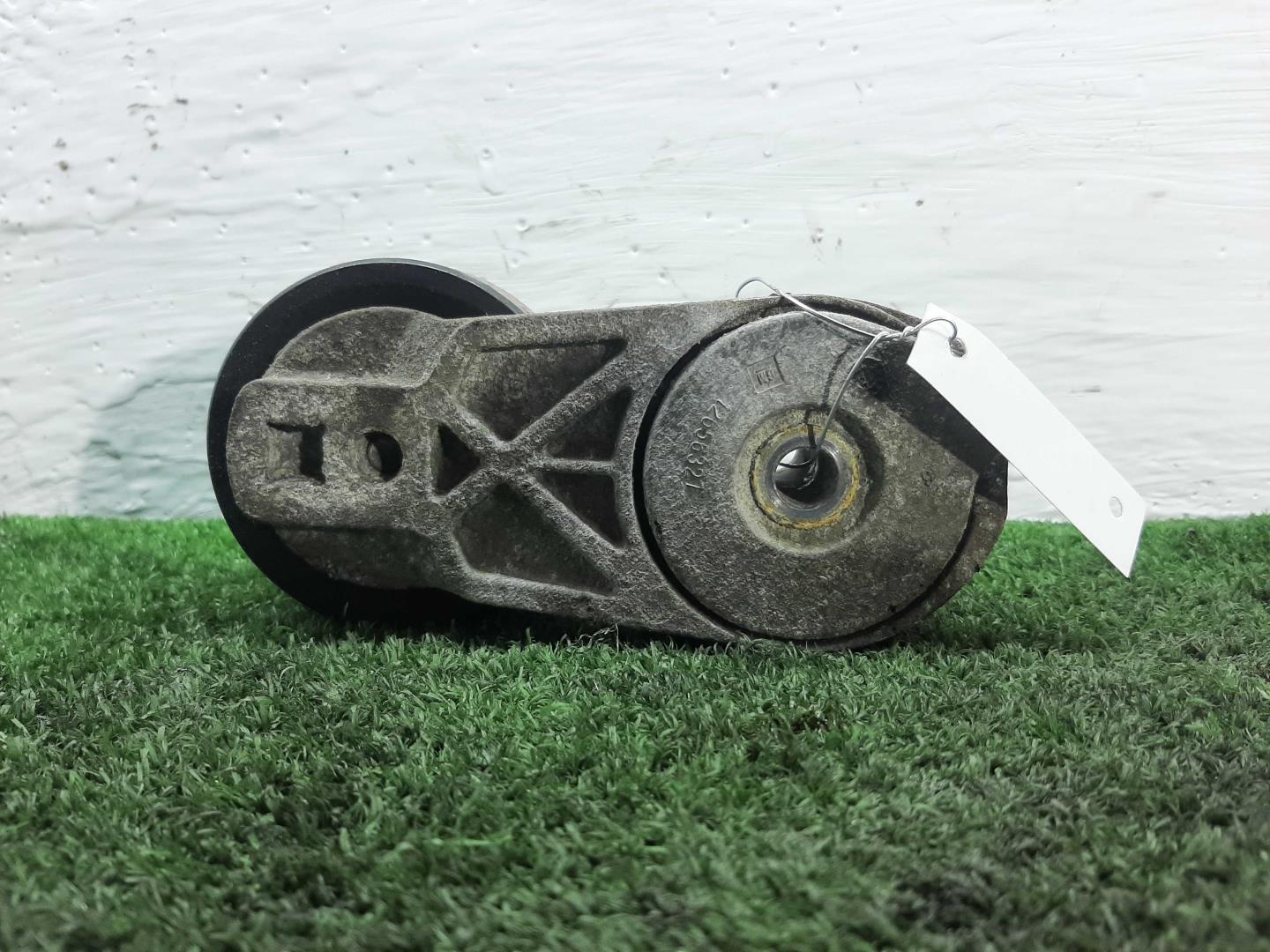 Натяжитель ремня