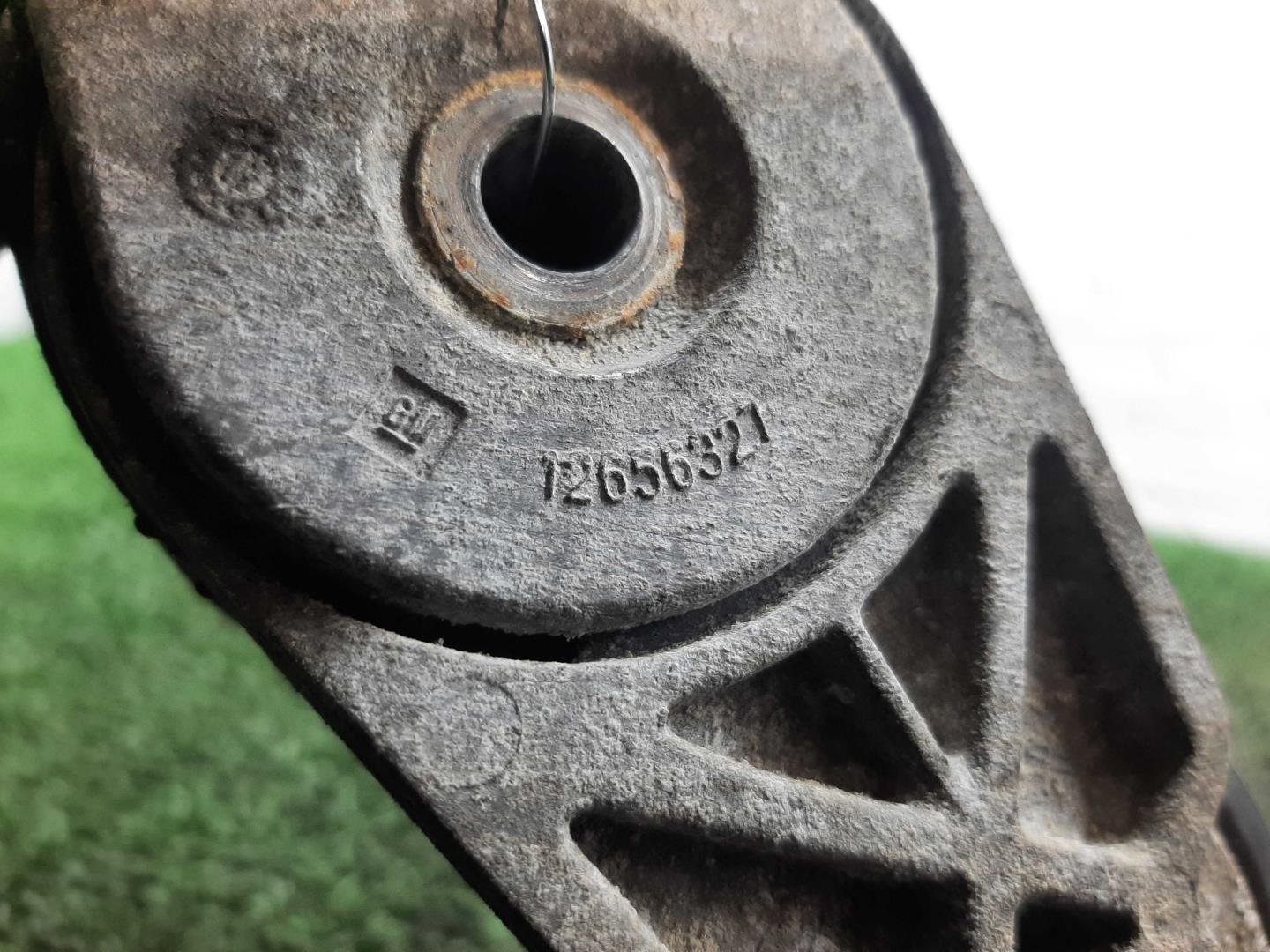 Натяжитель ремня