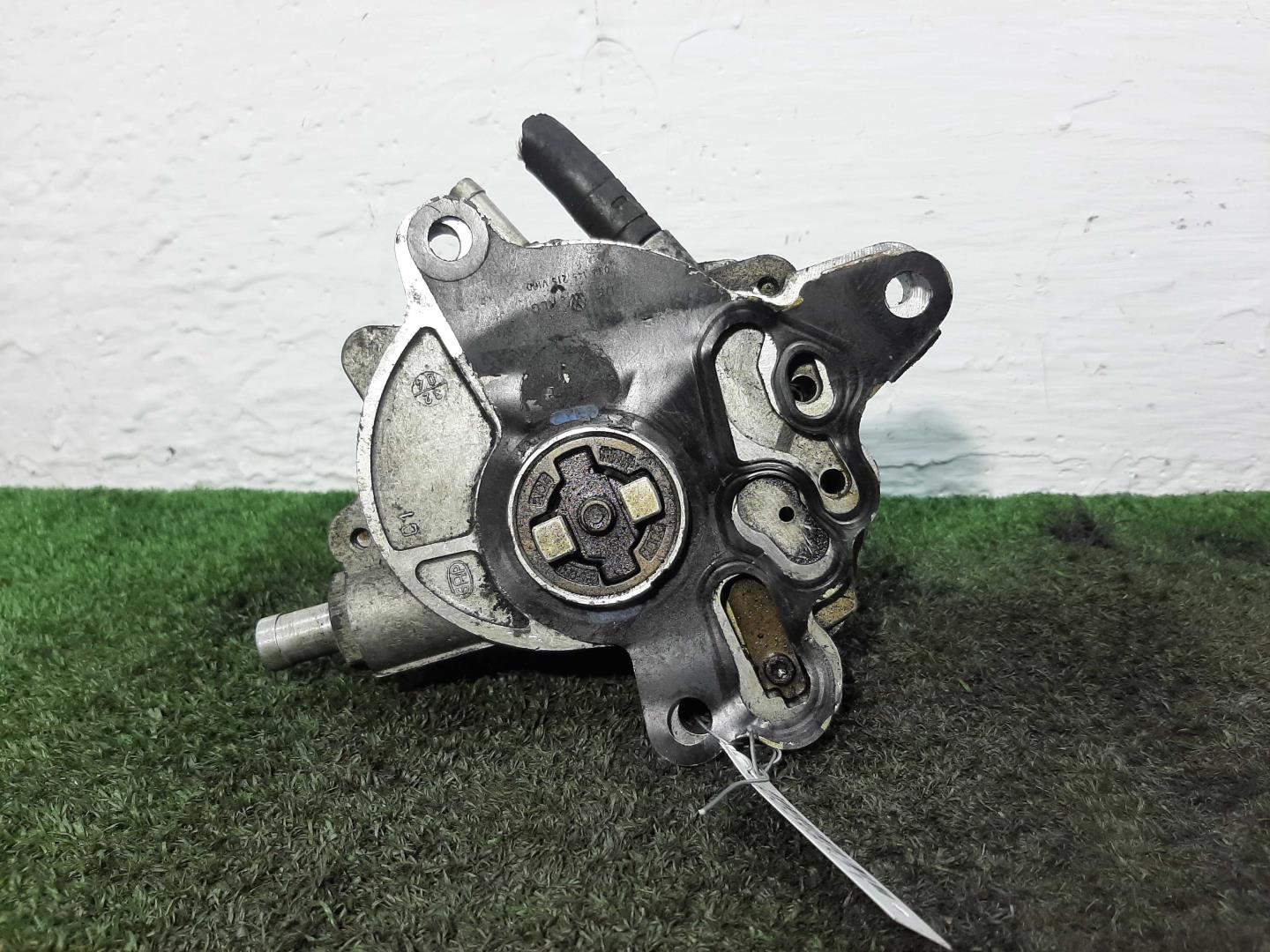 Насос вакуумный