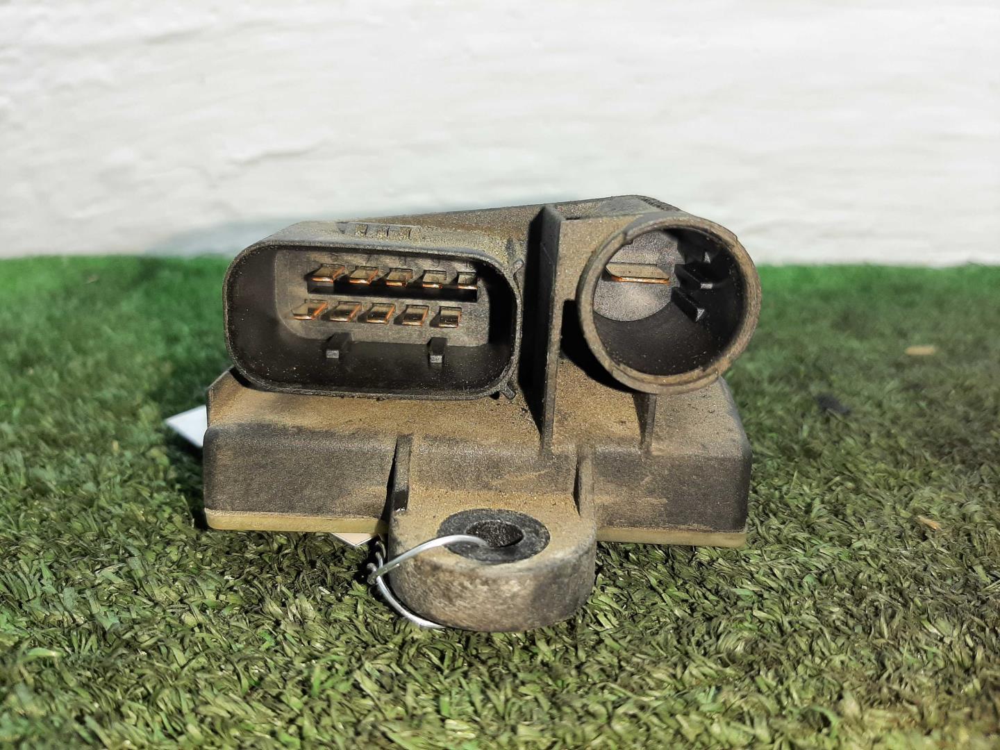 Реле свечей накала