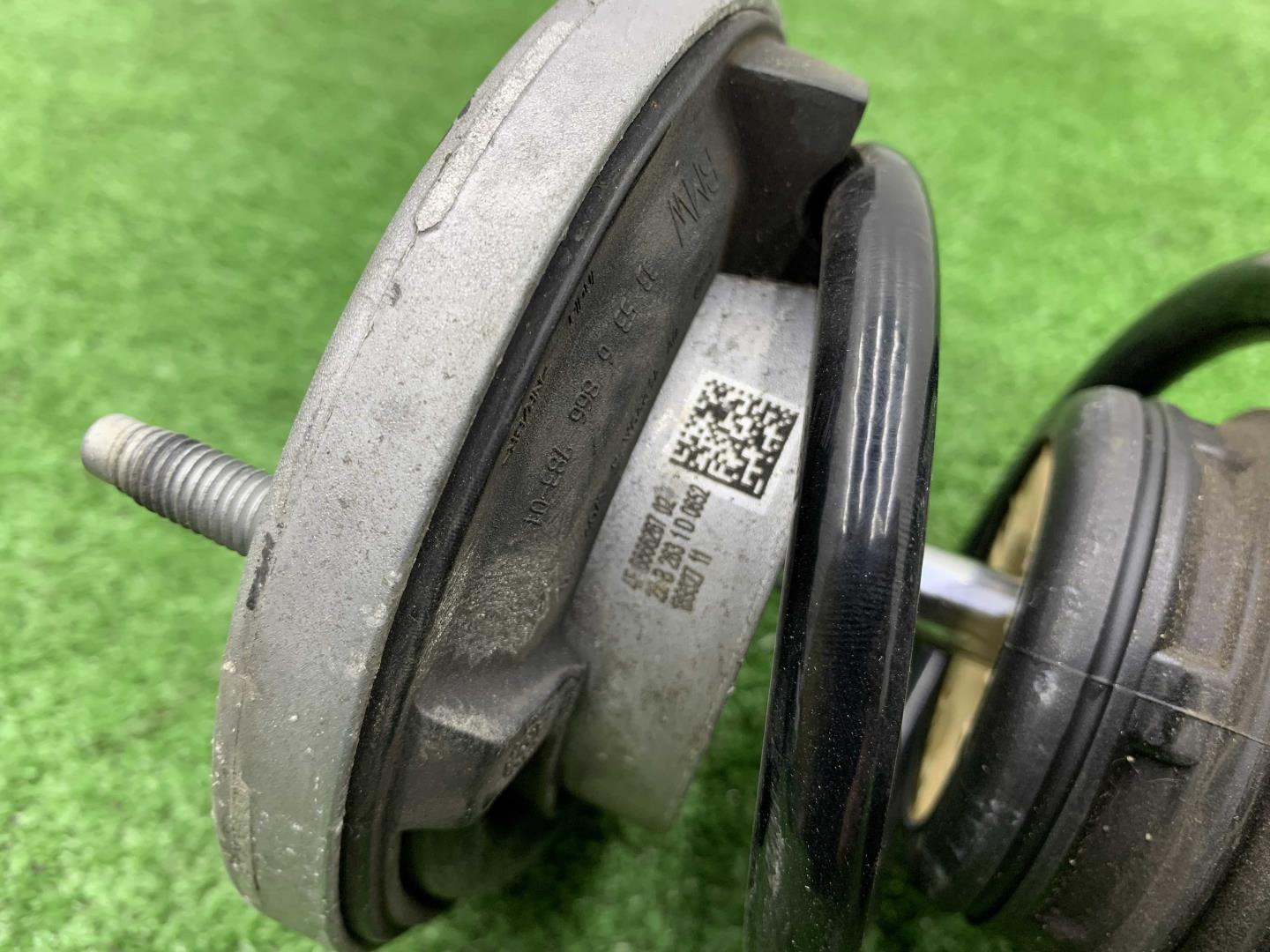 Амортизатор задний левый