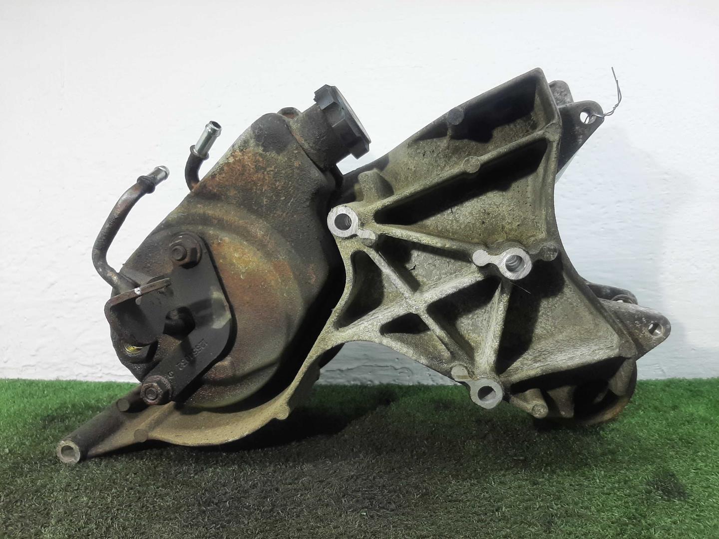 Насос ГУР (гидроусилитель руля)