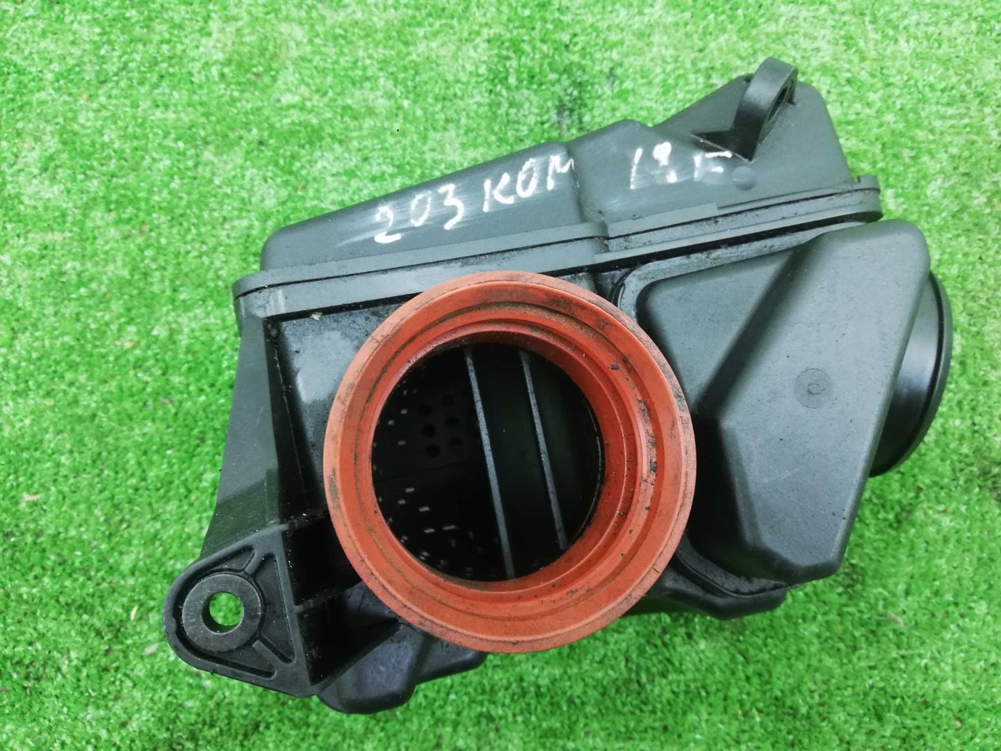 Резонатор воздушного фильтра