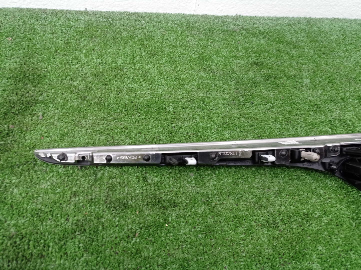 Дефлектор воздушный