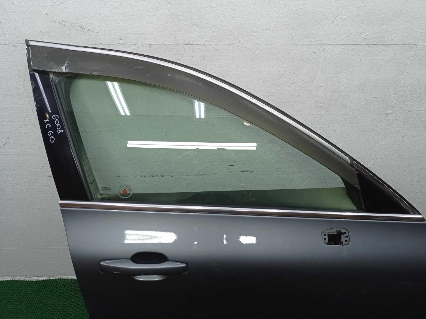 Стеклоподъемник электр. передний правый