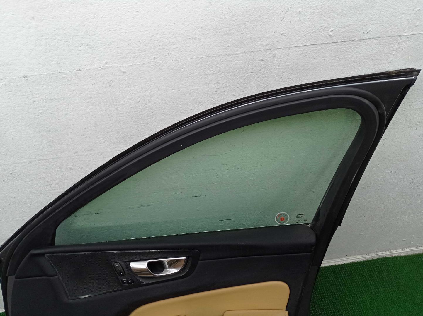 Стеклоподъемник электр. передний правый