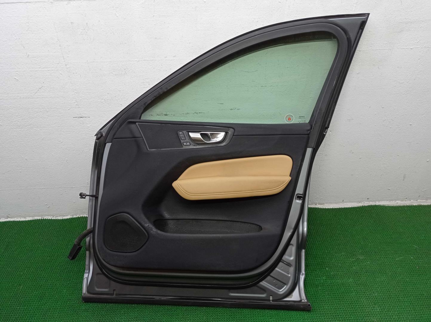 Стеклоподъемник электр. передний правый