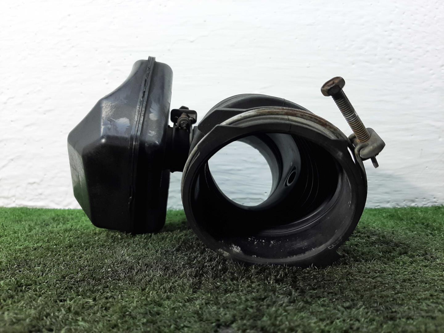 Патрубок воздушного фильтра