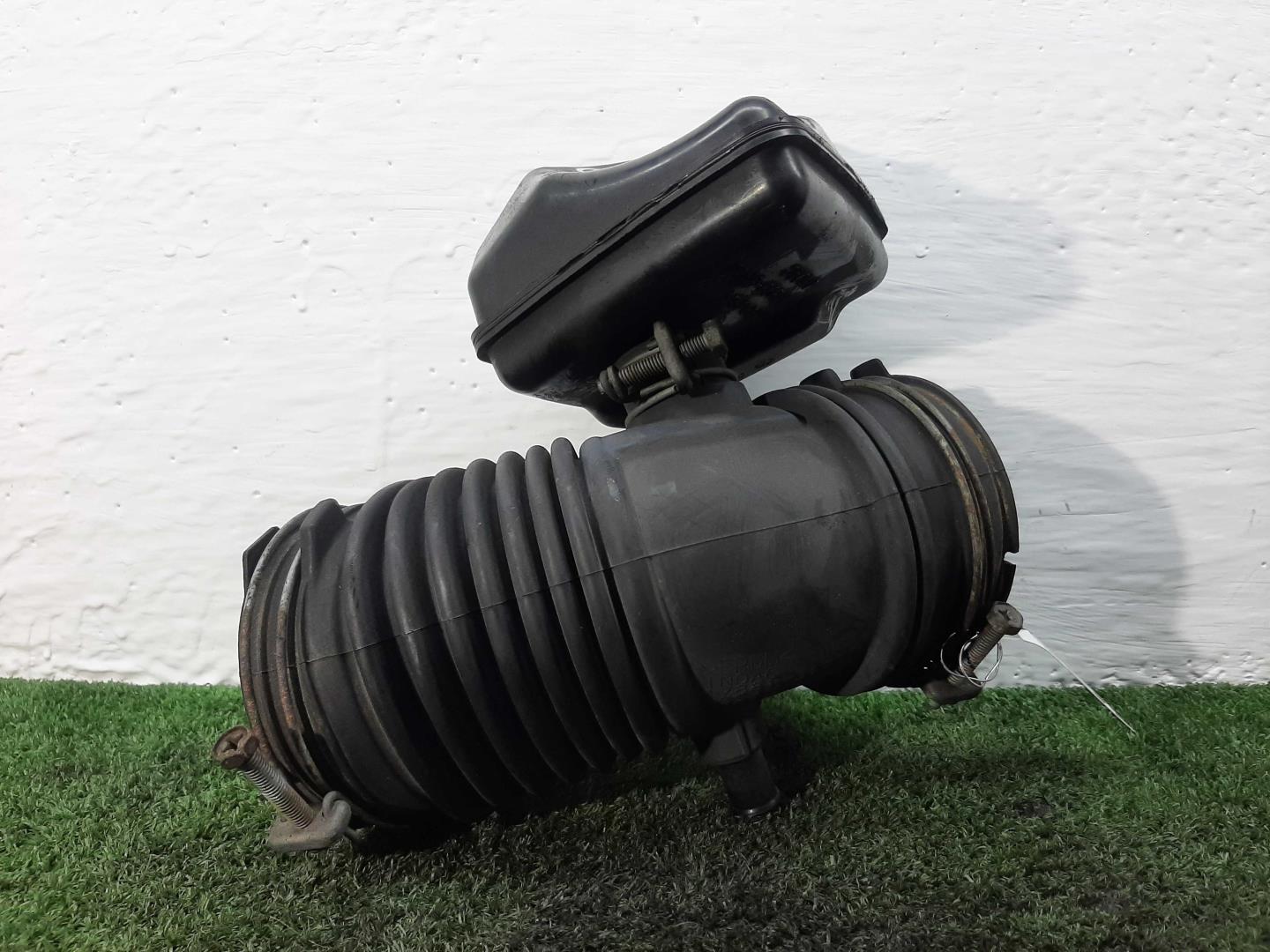 Патрубок воздушного фильтра