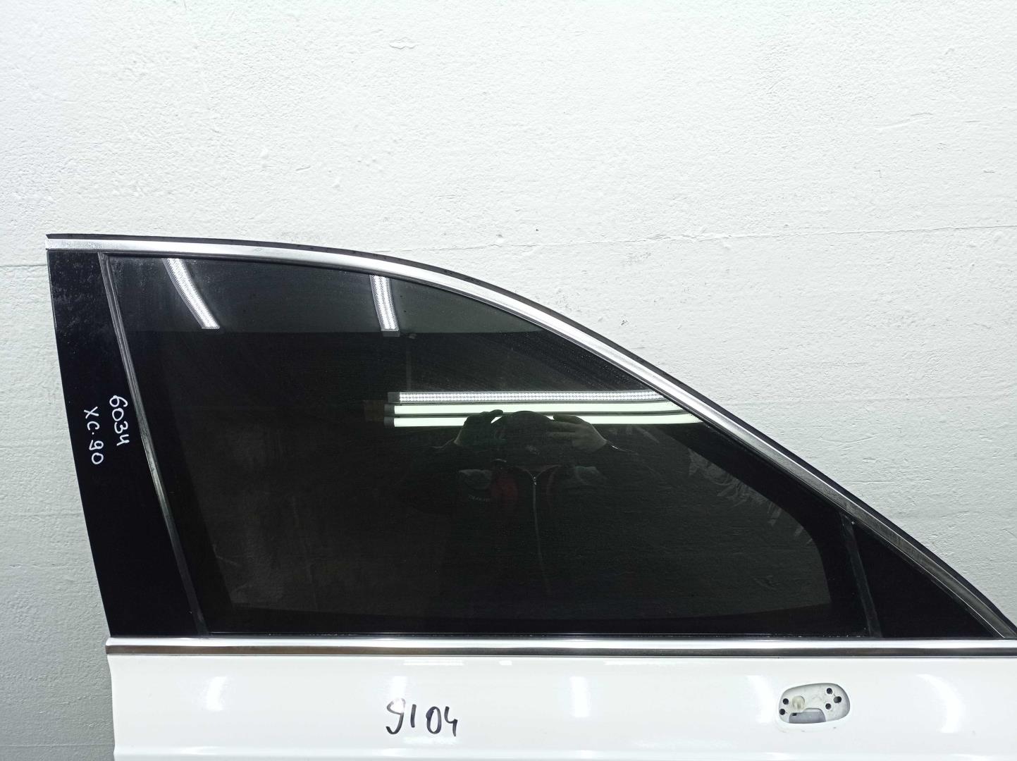 Ручка двери передней наружная правая