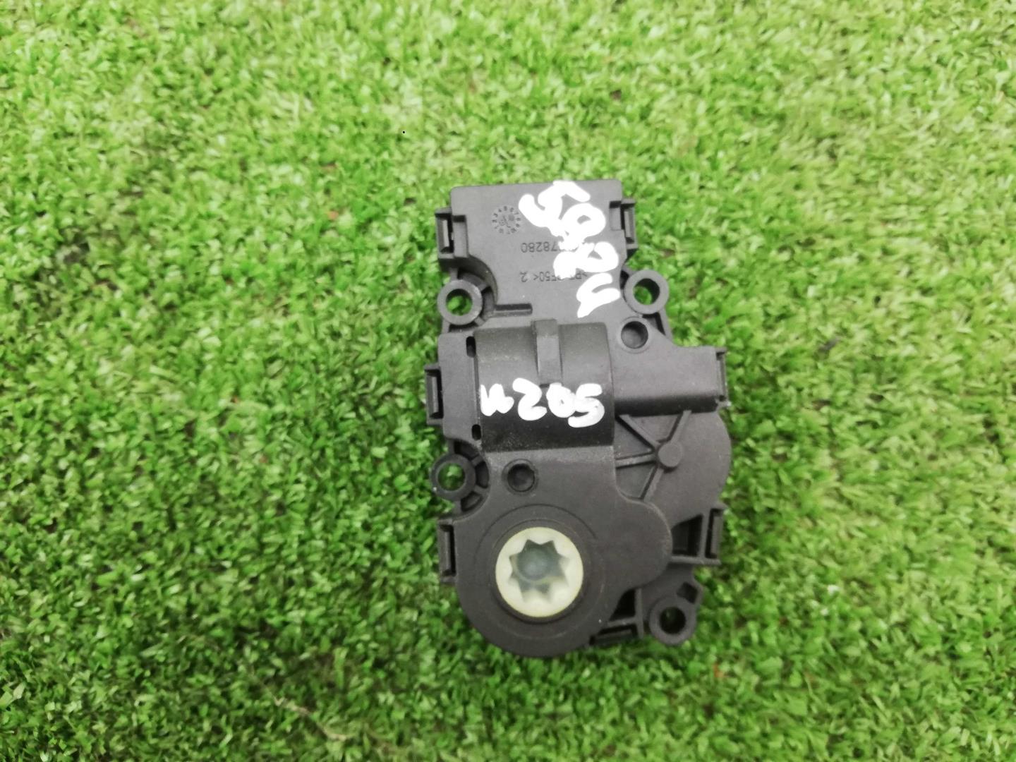 Моторчик заслонки печки