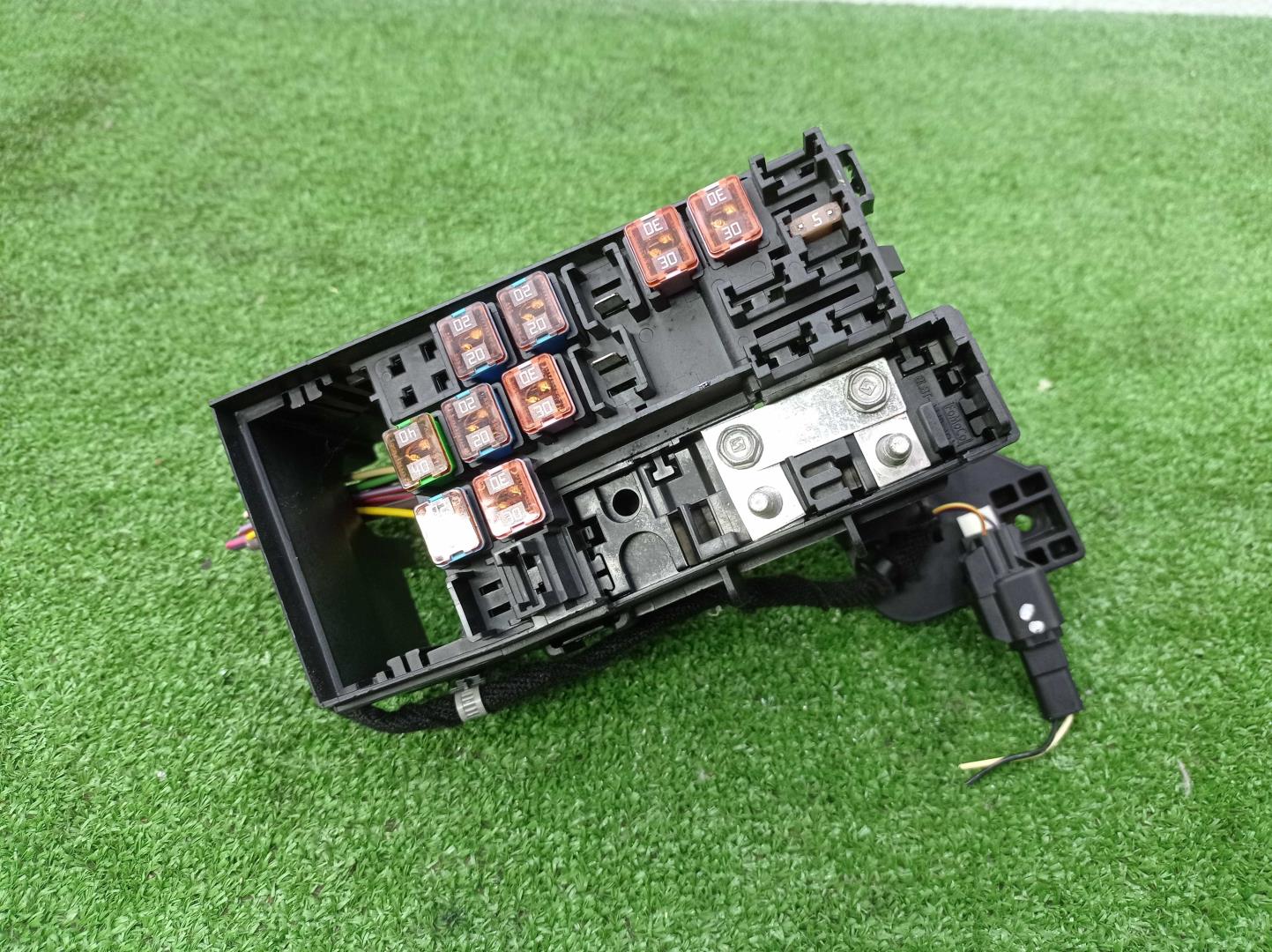 Блок предохранителей