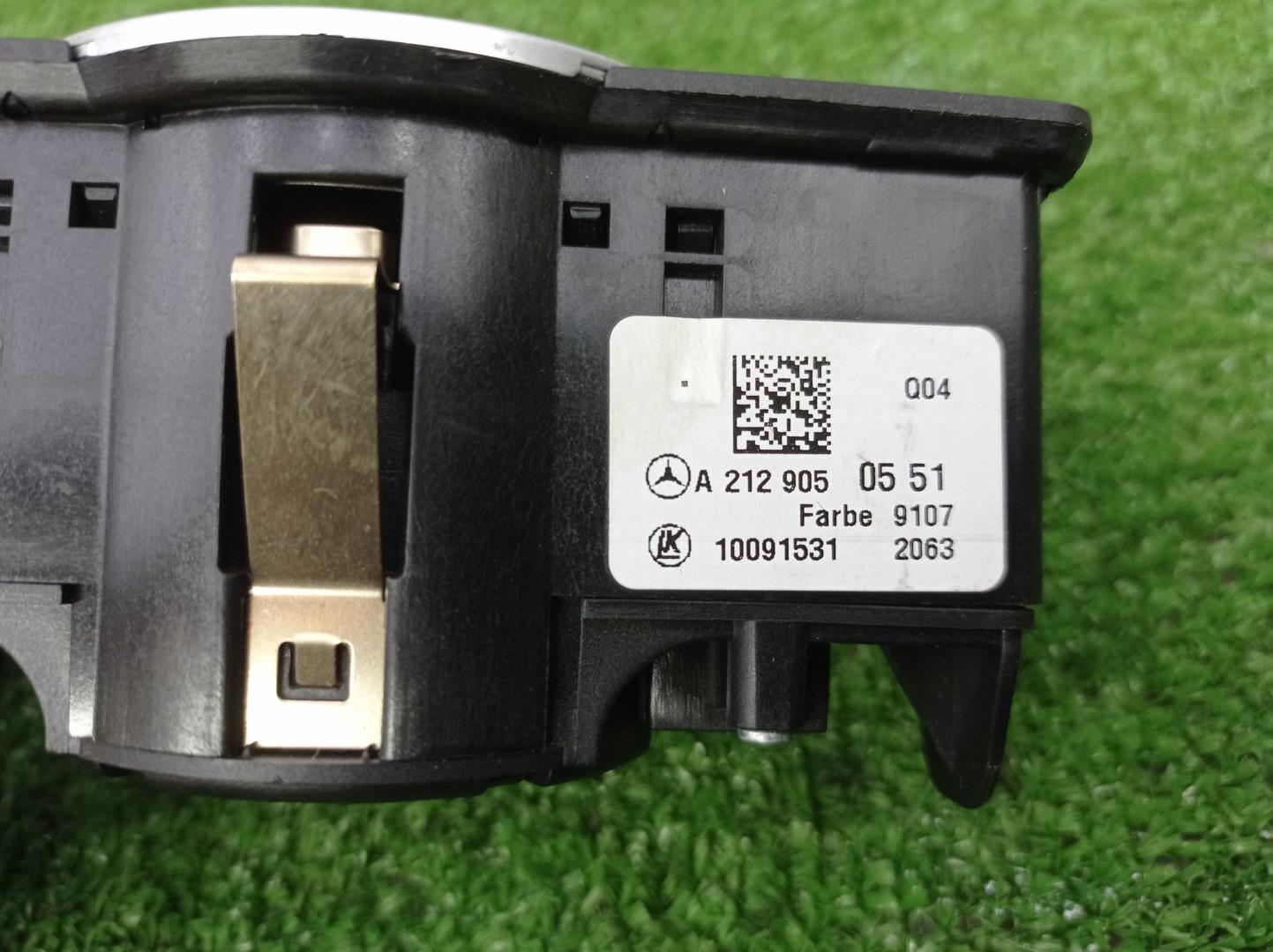 Переключатель света фар