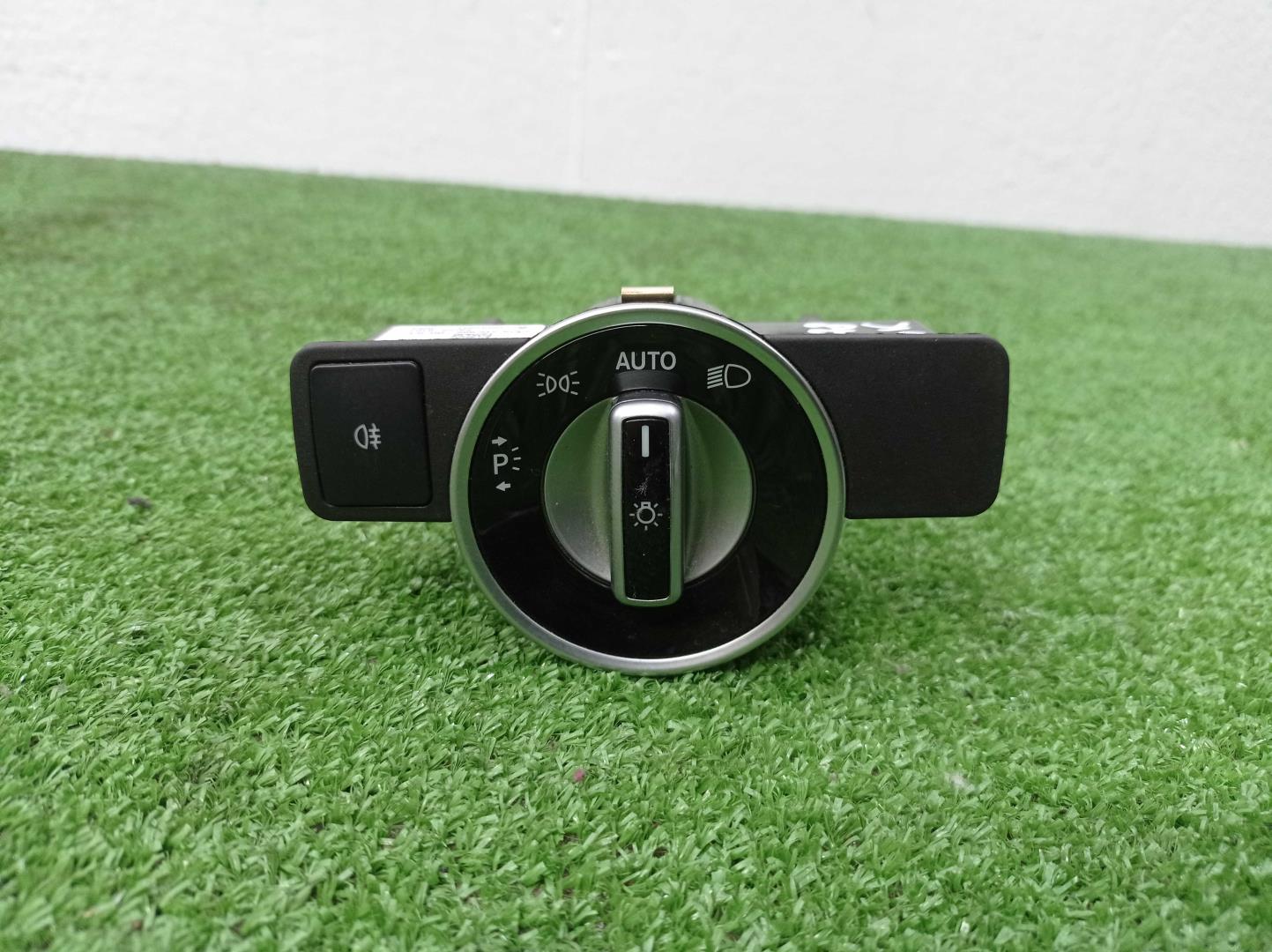 Переключатель света фар