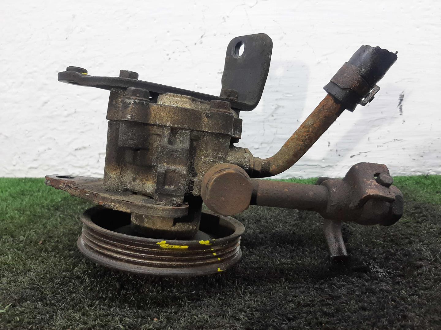 Насос ГУР (гидроусилитель руля)