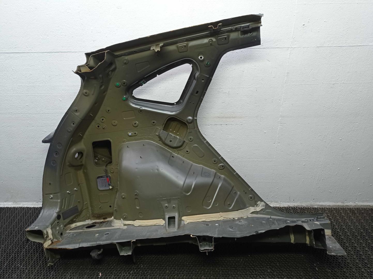 Крыло заднее левое